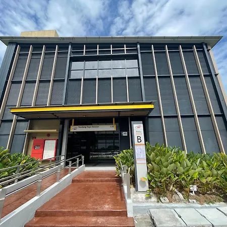 Qaiser Executive Stay East Lake Residence Kampong Bohol Exterior photo