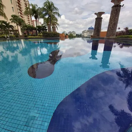 Qaiser Executive Stay East Lake Residence Kampong Bohol Exterior photo