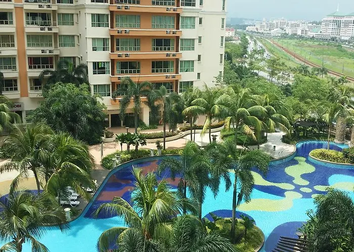 Qaiser Executive Stay East Lake Residence