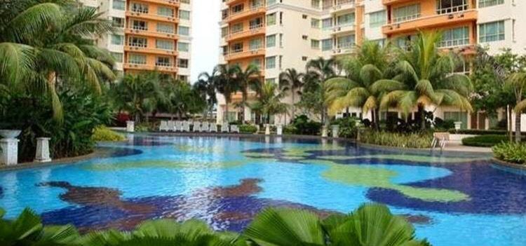 Qaiser Executive East Lake Kampong Bohol