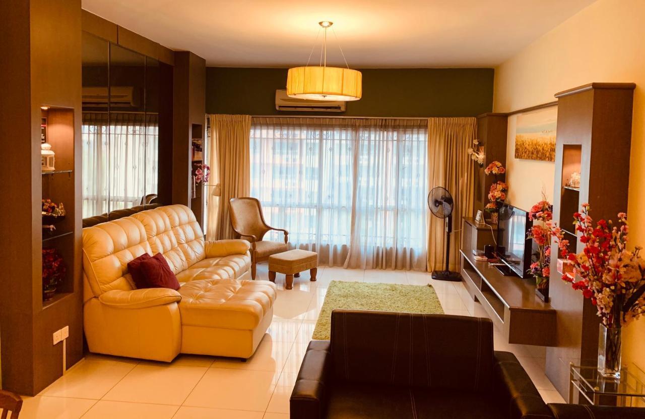 Apartment Qaiser Executive East Lake